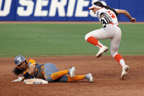 Softball hot sale players glove